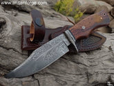 Hunting Knife With Sheath - Feather Damascus Steel Blade.