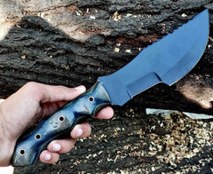 The hunted knife replica tracker knife with sheath
