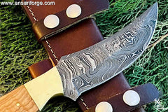 Handmade Damascus steel hunting knife olive wood handle and leather sheath