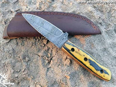 Best knife Damascus hunting skinning knife with leather sheath Best Fixed Blade Buck knives for men .