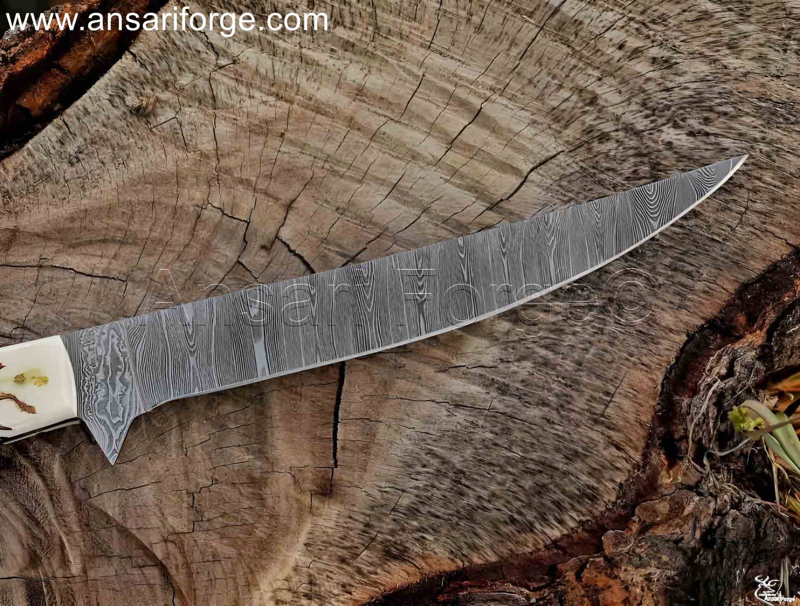 Flexible full tang blade of Damascus steel fillet knife.