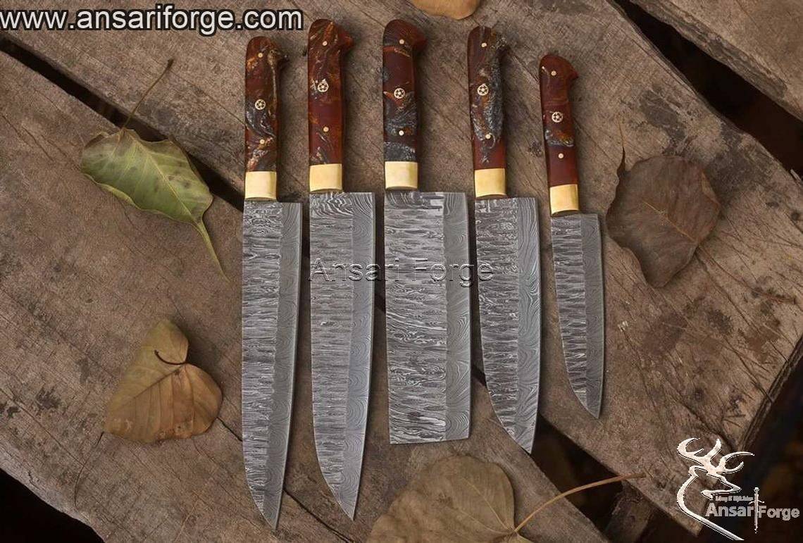 Damascus Kitchen Knife Set, 5 knives+ roll bag.