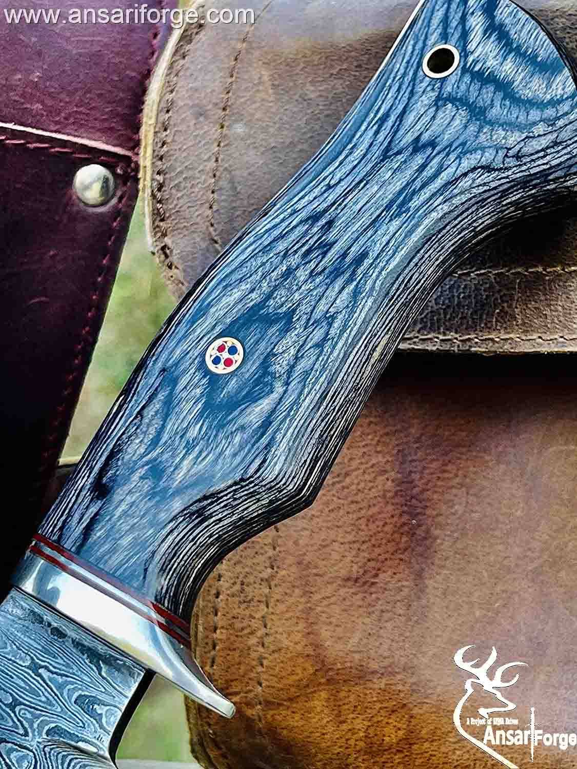 Fixed blade hunting knife with Pakka wood handle and leather sheath