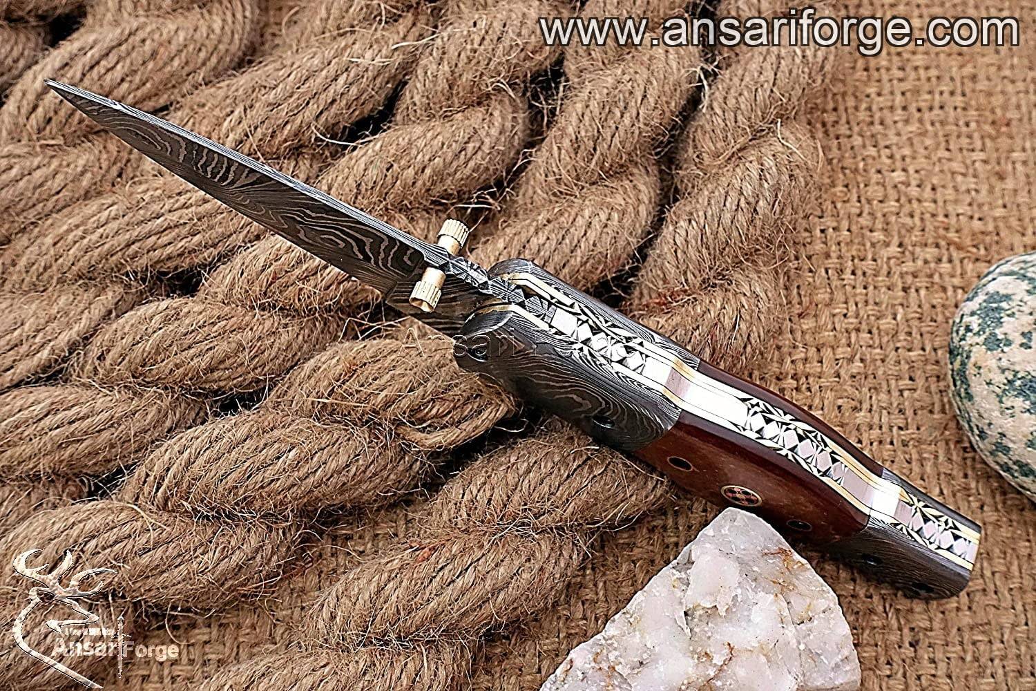 Damascus steel pocket knife with leather pouch