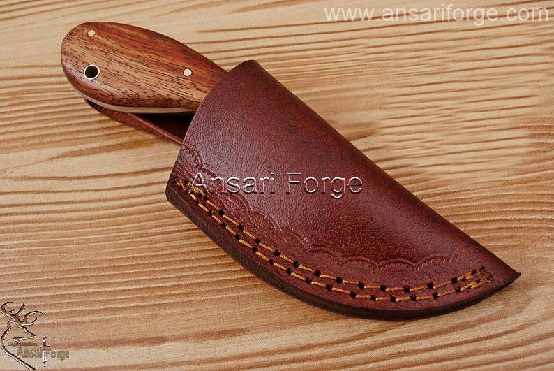 Custom handmade Damascus steel hunting knife gut hook Skinner