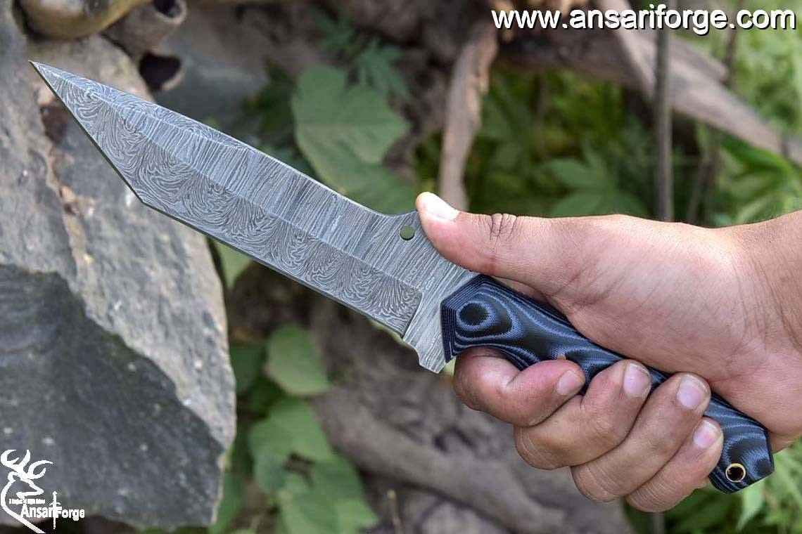 Handmade Damascus Steel Hunting Knife Tanto Knife With Leather Sheath