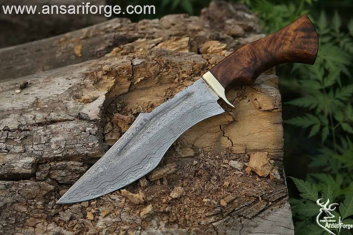 Damascus steel customized hunting knife with sheath