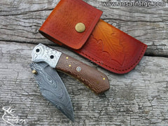 Damascus steel pocket knife