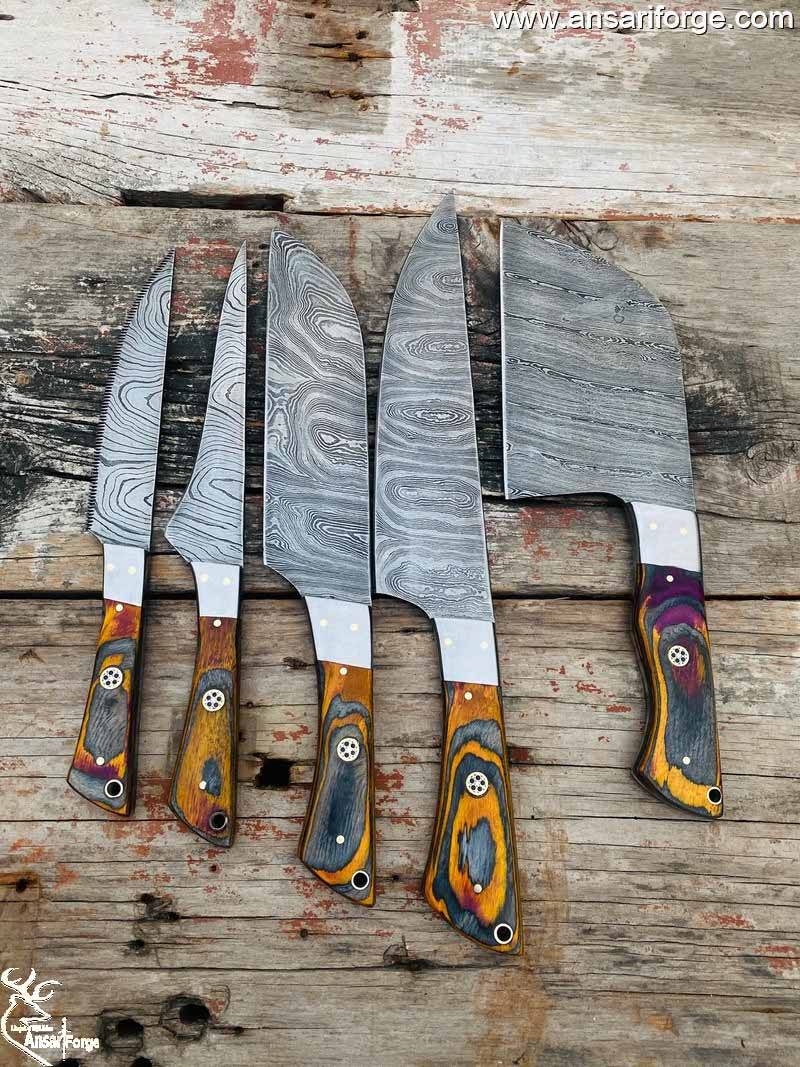 8-inch Damascus Chef Knife - Handcrafted High-Carbon Steel Blade for Professional Cooking.