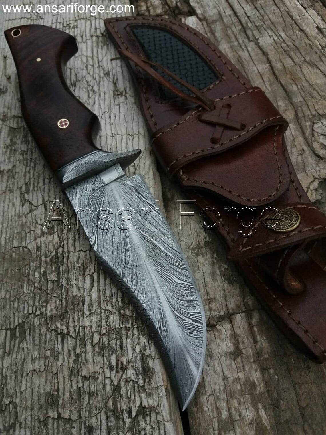 Custom Hand Made Forged Damascus Steel Hunting Knife With Feather Blade