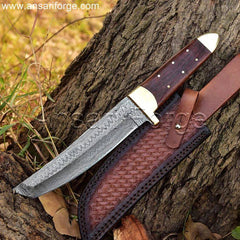 Shoto Tanto Knife with Hand-Forged Damascus Steel Blade, Walnut wood handle & leather sheath
