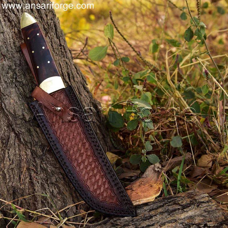 Shoto Handmade Damascus Tanto Knife in Cowhide Leather Sheath.