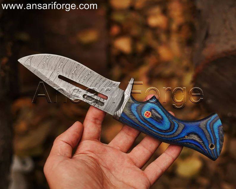 Full view of the Handmade Damascus Hunting Knife, showcasing its 10.0-inch overall length and Pakka wood handle.