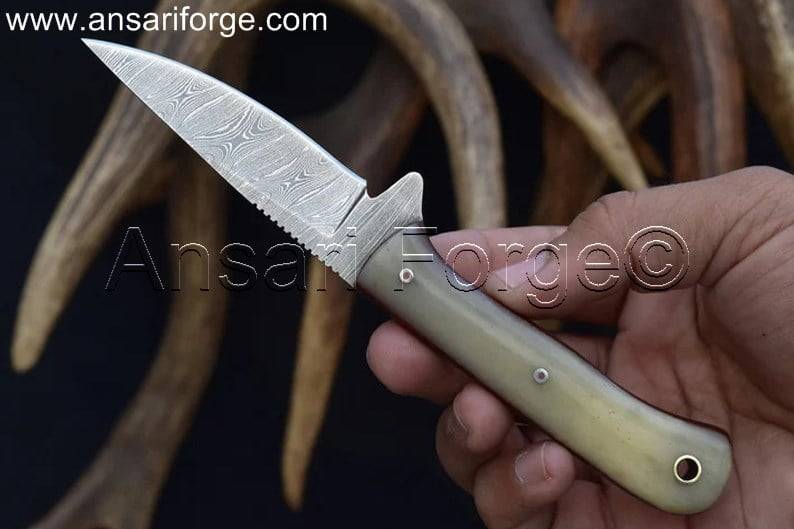 Twist Pattern Damascus Steel Fixed Blade cowboy Knife