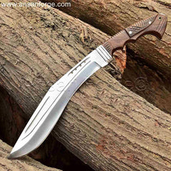 "The Curve" is an 18-inch handmade Kukri Knife by Ansari Forge.