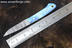 A high-quality, handcrafted Damascus knife perfect for small game hunting and fishing. The knife features a stunning twist pattern and a comfortable camel bone handle.