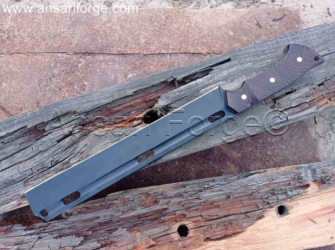 Hand-forged The Bushcutter Machete Knife by Ansari Forge with 13-inch black-coated steel blade and wenge wood handle.