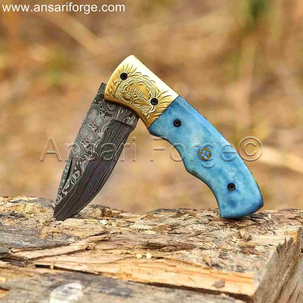 Damascus Folding Pocket Knife with Liner Lock and Clip.