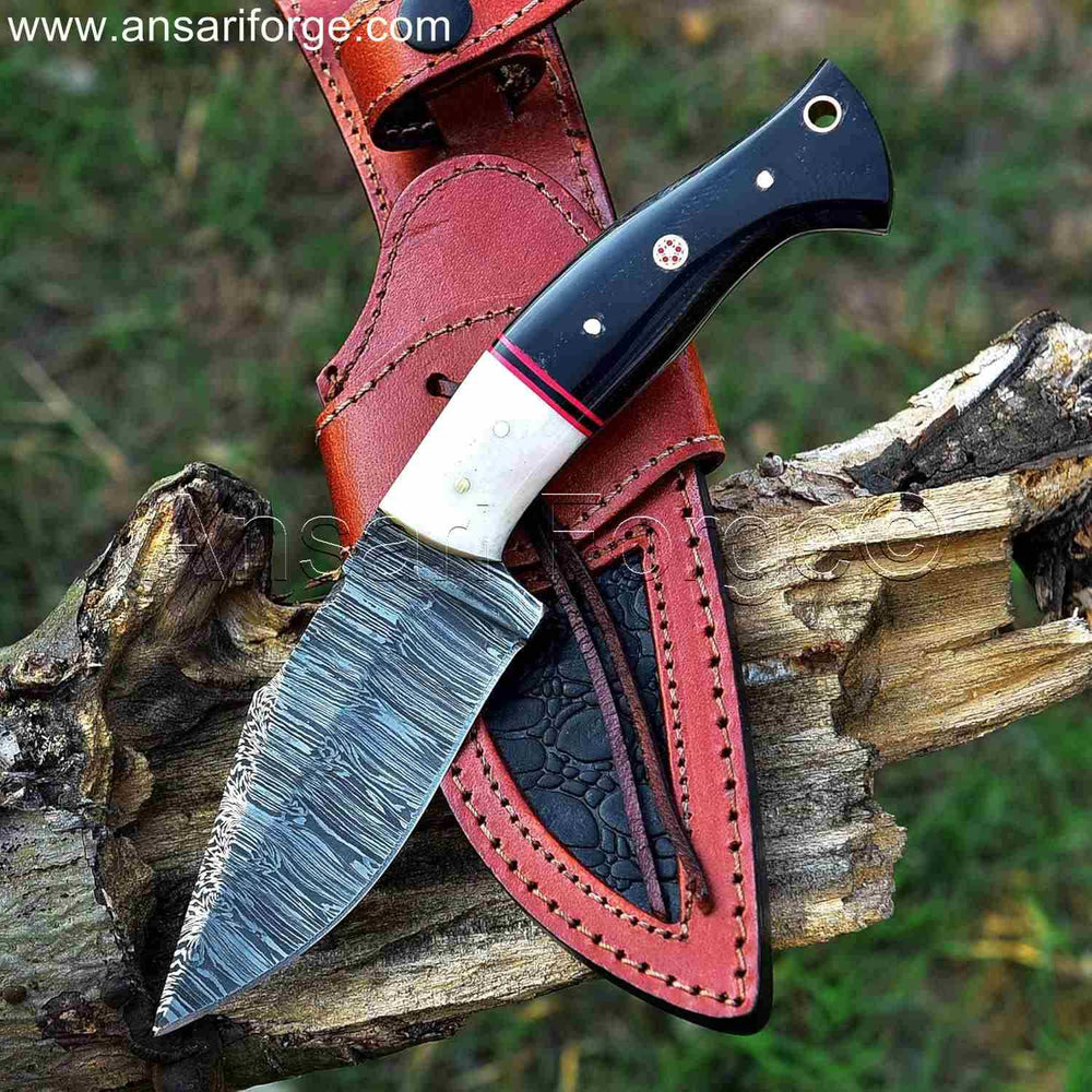 9" Handmade Forged Damascus Knife For Hunting, Camping.