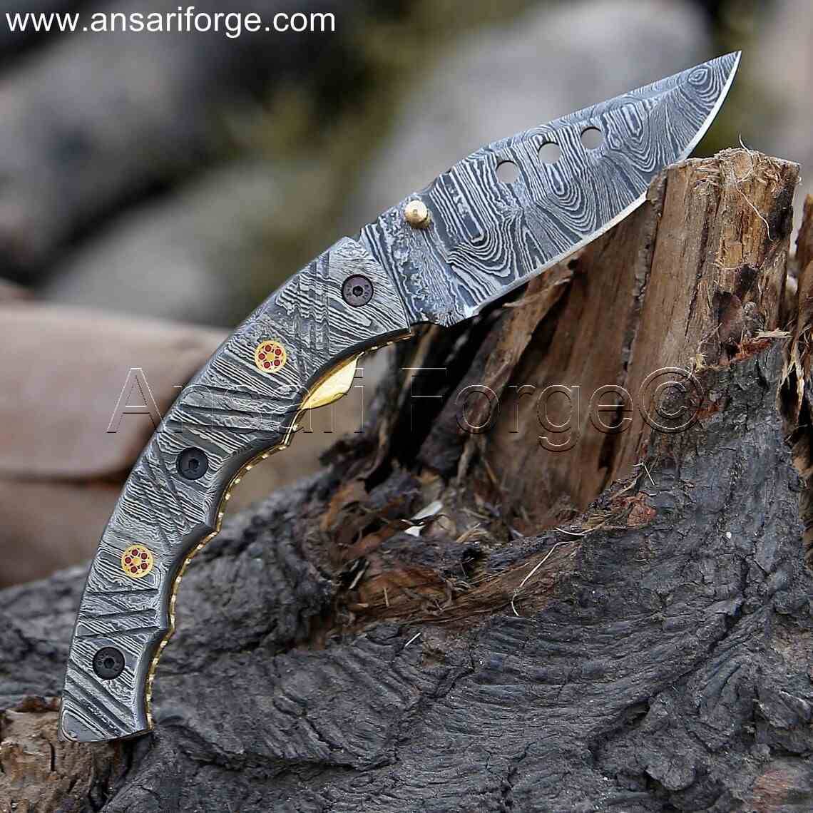 Top quality Damascus Pocket Knife for outdoor activities like hiking and skinning.