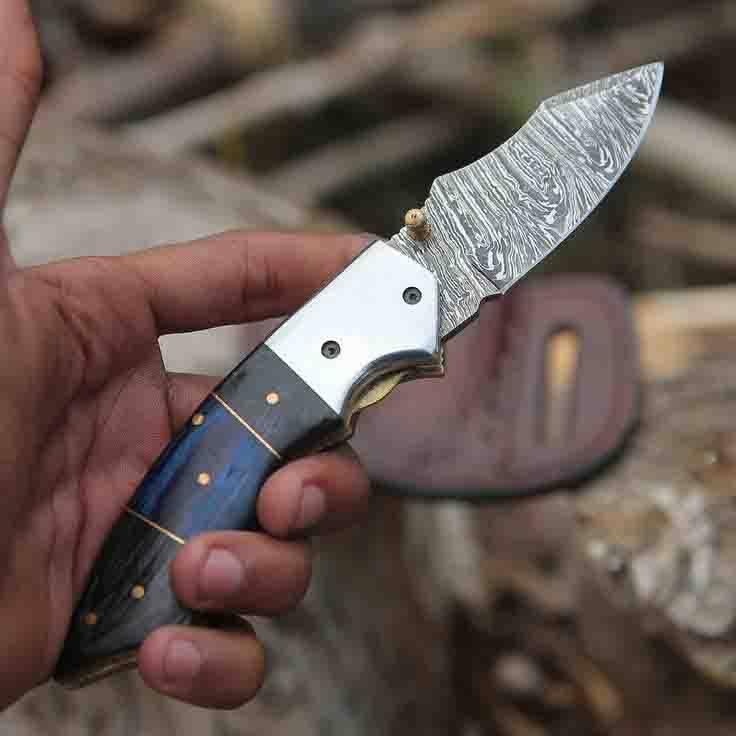 Damascus pocket knife 7 inches