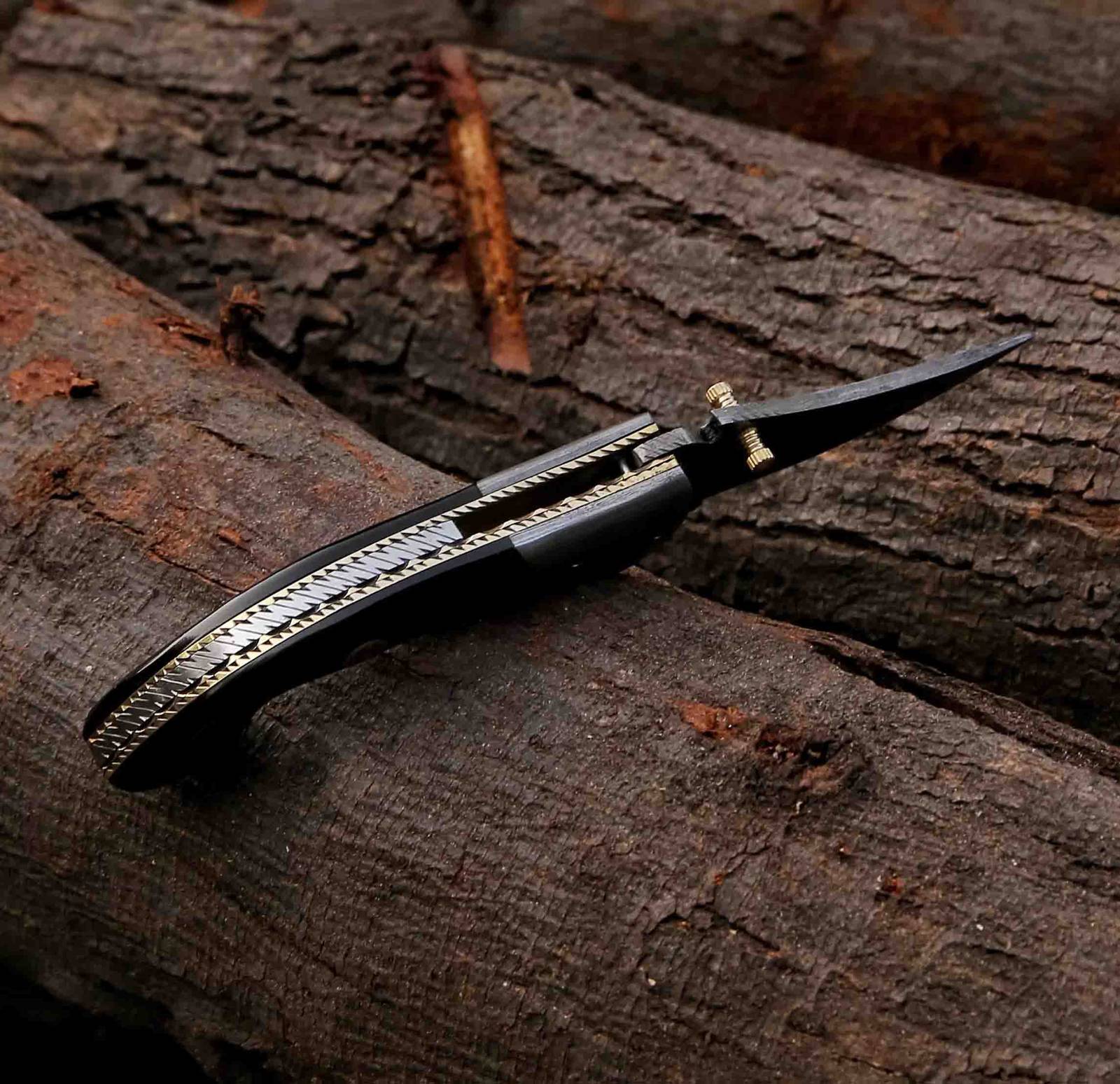 Customizable Left/Right-handed Damascus Folding Knife with Protective Sheath