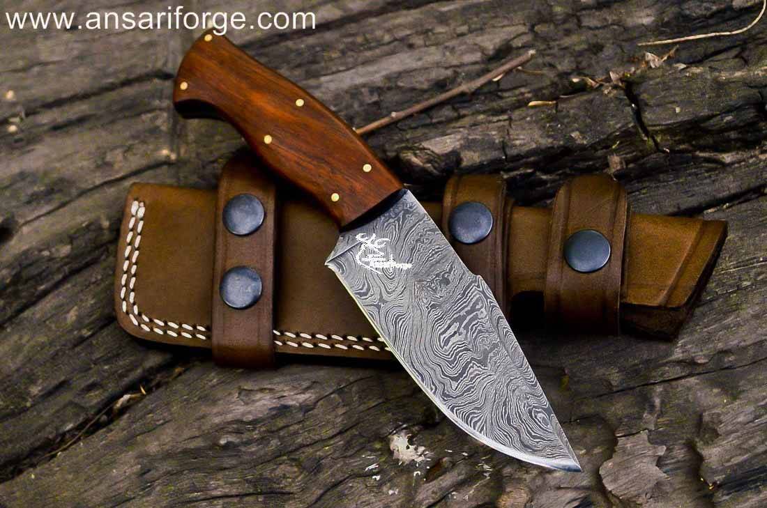 Best Fixed Blade Knife: Hunter Damascus Steel Fixed Blade Knife with Sheath