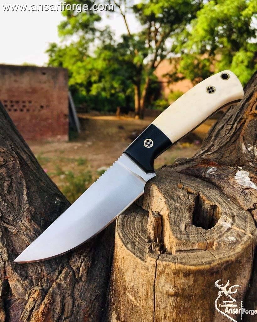 Custom handmade forged 4200J2 tool steel hunting knife