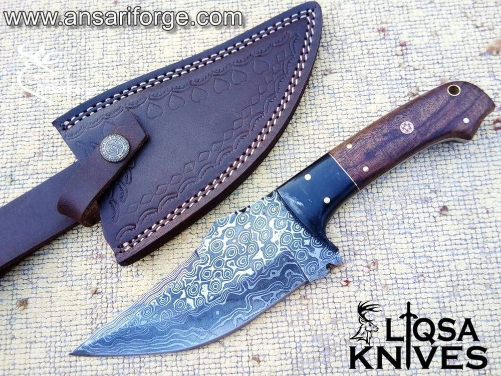 Handmade Damascus Steel Hunting Knife with Raindrop Pattern, Buffalo Horn Bolsters, Rosewood Handle & leather sheath