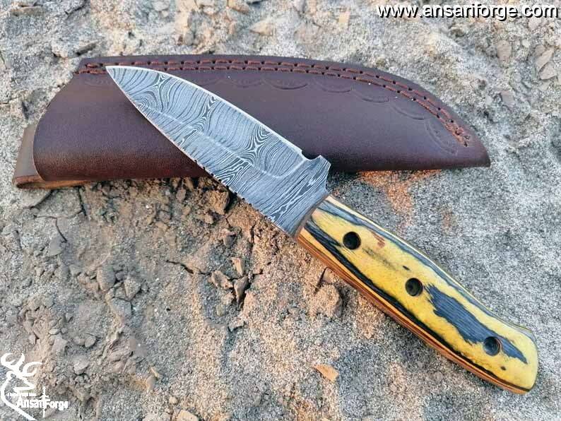 Best knife Damascus hunting skinning knife with leather sheath Best Fixed Blade Buck knives for men .