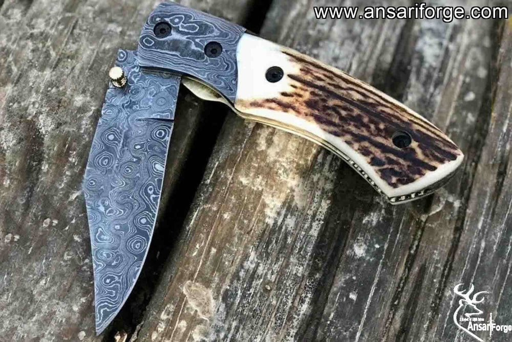 Buy Handmade Damascus Steel Folding Knife Online.