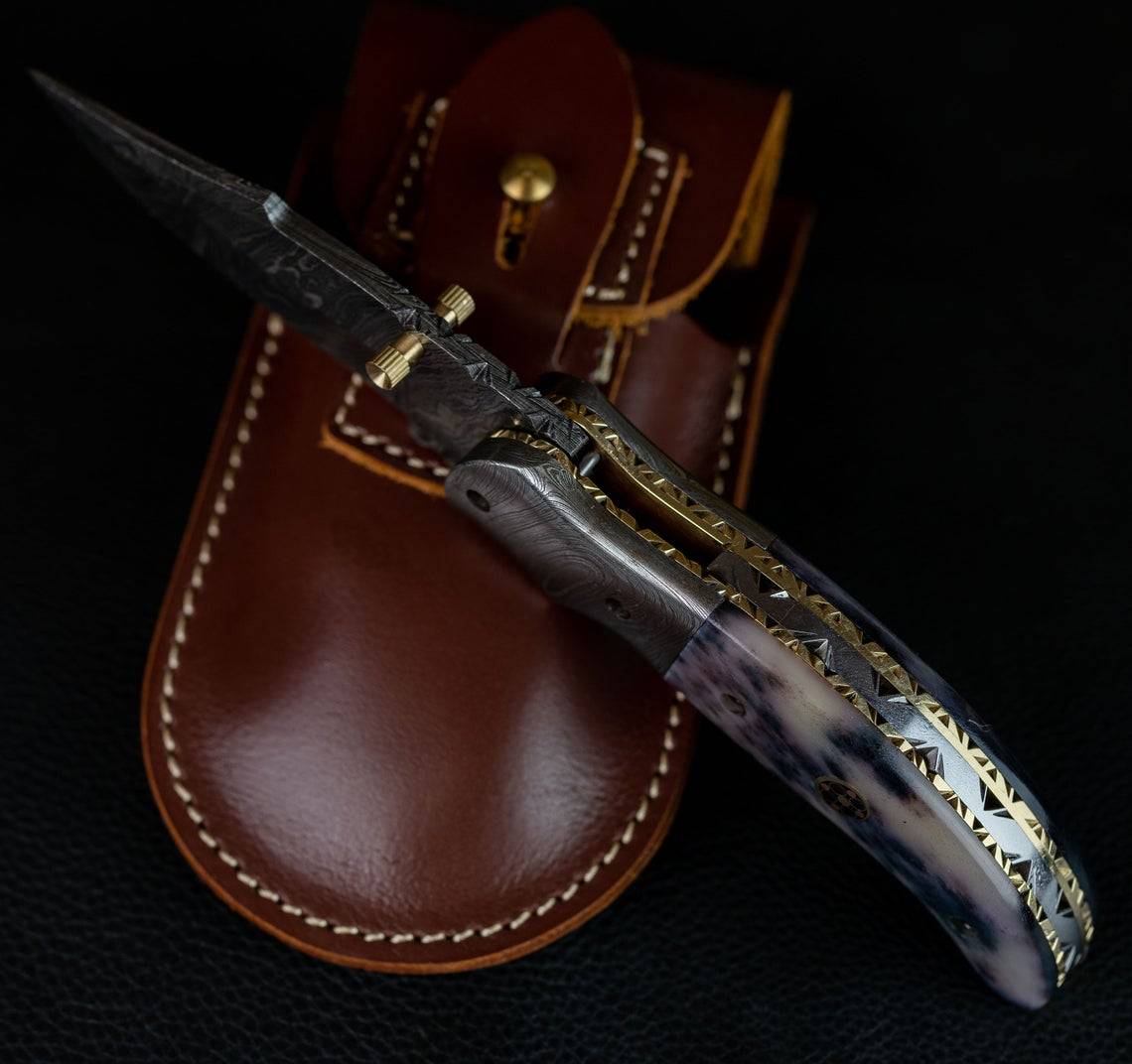 Damascus steel handmade folding pocket knife EDC