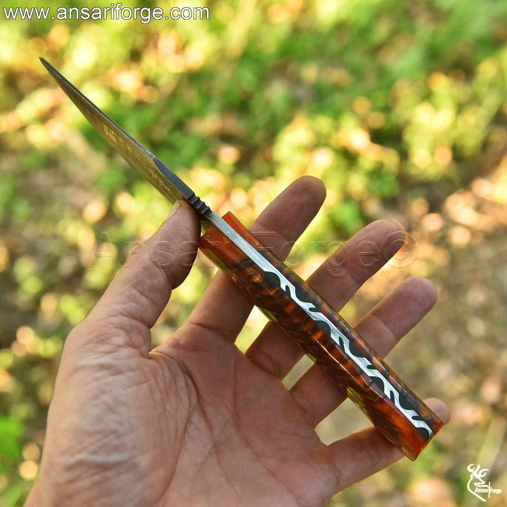 5mm Thick Full Tang Damascus Blade - Ultra-Durable Construction for Heavy-Duty Tasks.