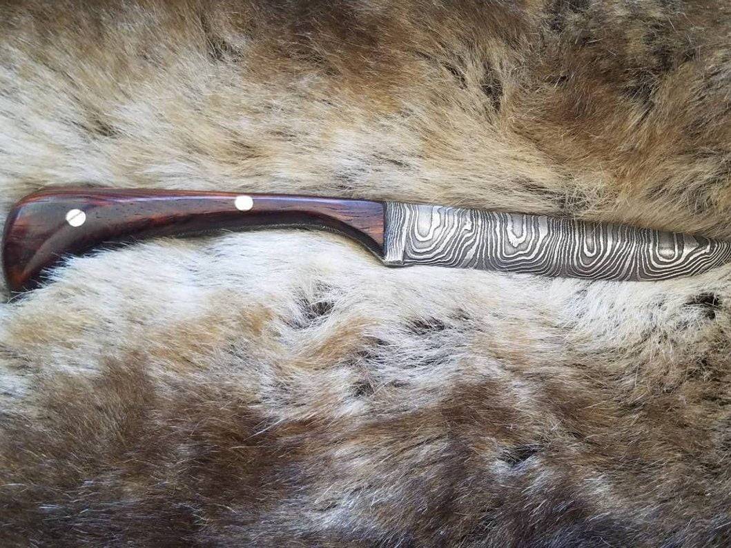 Custom made Damascus steel hunting knife