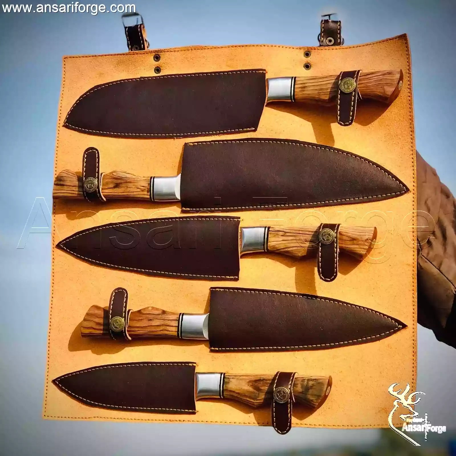 Professional chef knife set with case – 5 piece hand forged Damascus kitchen knives