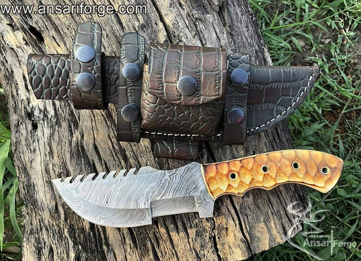 Bone handle Damascus Tracker hunting knife - Black Friday Sale