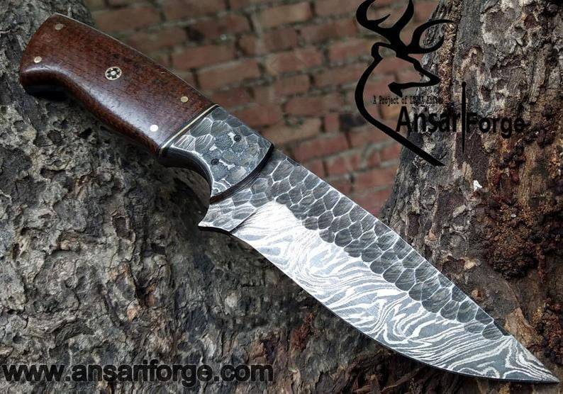 Damascus steel handmade Skinner , hunting knife