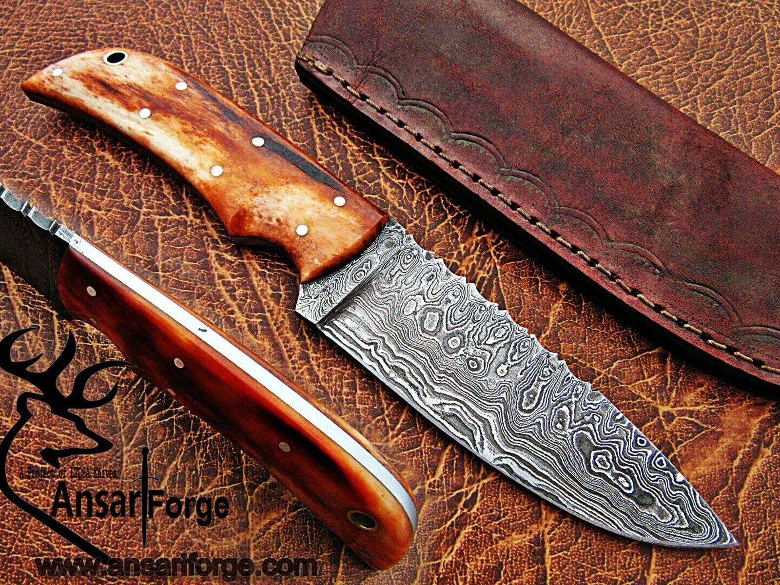 Damascus steel handmade skinner/hunting knife