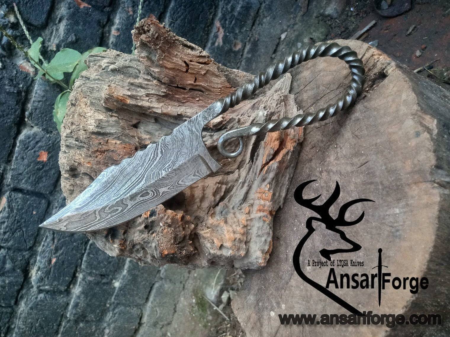 Damascus steel handmade forged skinner knife