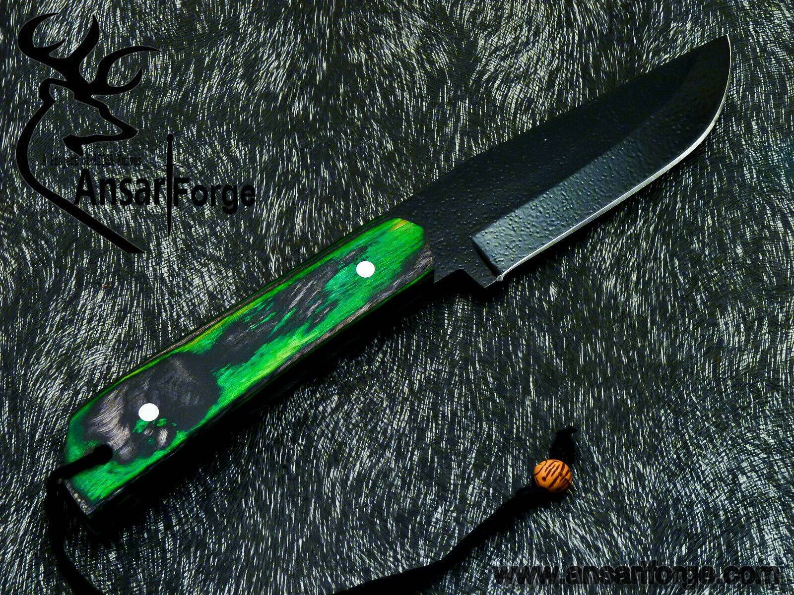 Carbon steel beautiful powder coated hunting knife with sheath