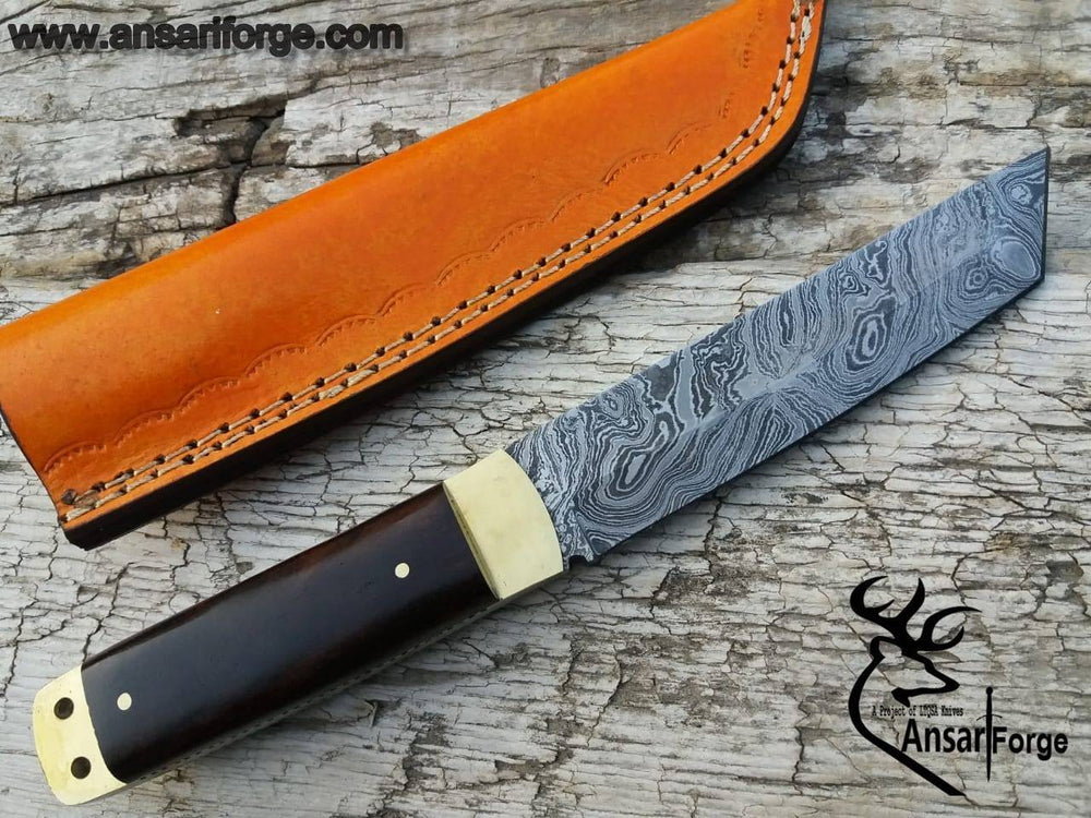 Traditional Japanese Damascus Tanto Knife showcasing the layered Damascus steel for exceptional strength and beauty.