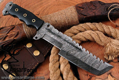 Damascus steel tracker hunting knife
