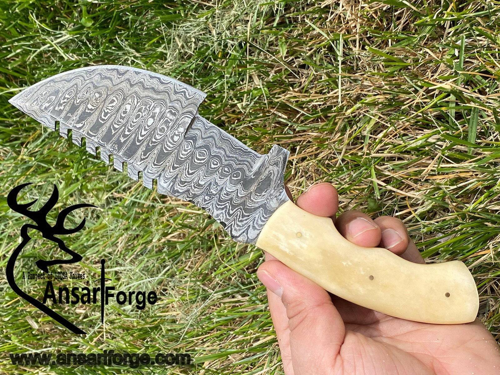 Damascus steel tracker knife Hunting Tracker